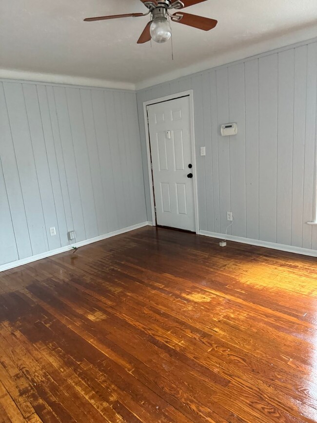 Building Photo - 538 Darlington Dr