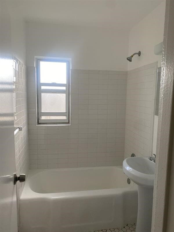 Foto del edificio - Alberta Heights Apartments