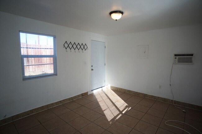 Foto del edificio - 430 Crawford St