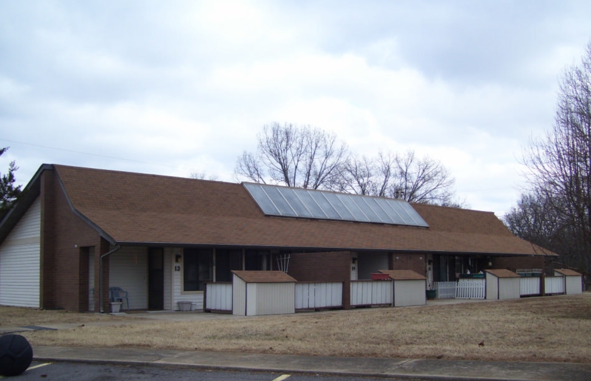 Primary Photo - Walnut Lane Apartments