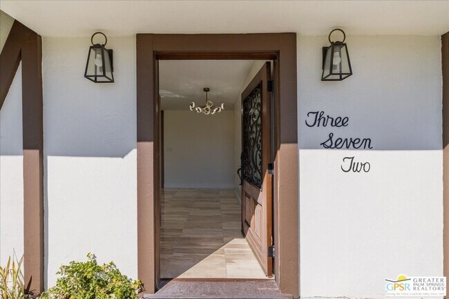 Foto del edificio - 372 E Molino Rd