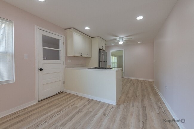 Foto del edificio - 2029 S Canalport Ave