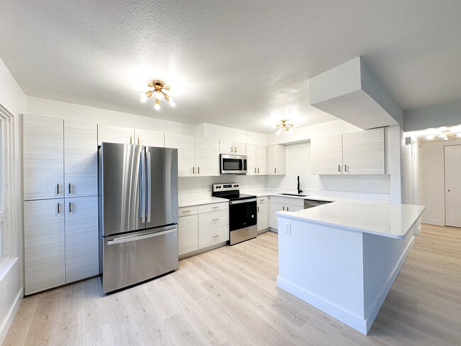 Building Photo - 509 Westview Ave