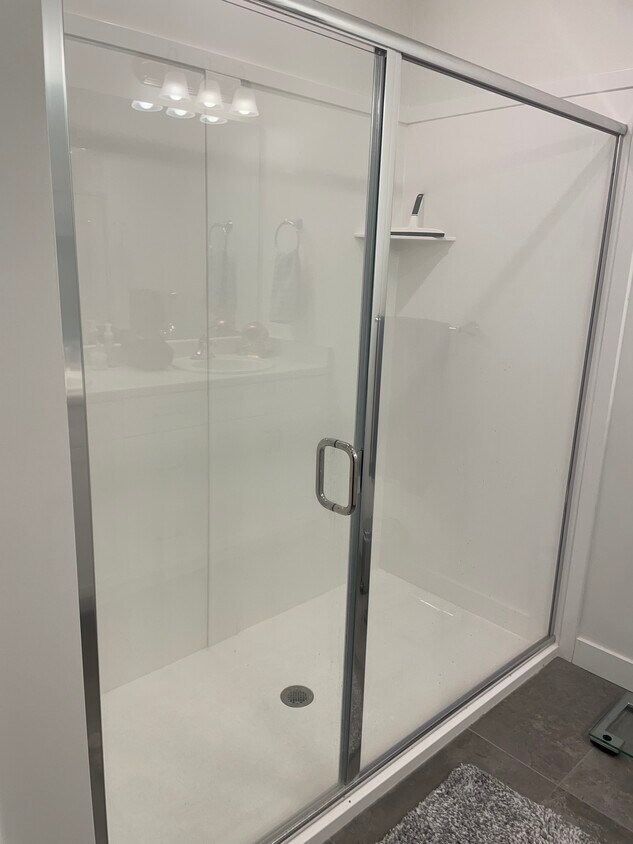 Foto principal - 761 W Blue Magic Ln