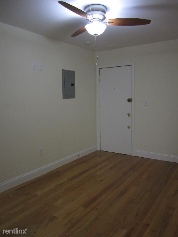 Building Photo - 52 Westland Ave