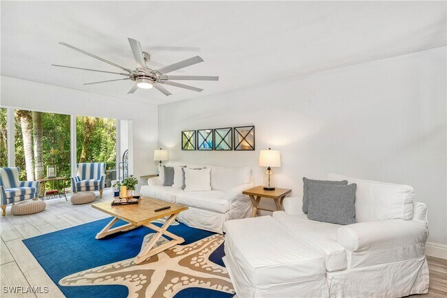 Foto del edificio - 3001 Sandpiper Bay Cir