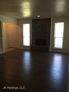 Building Photo - 6901 Lyrewood Ln