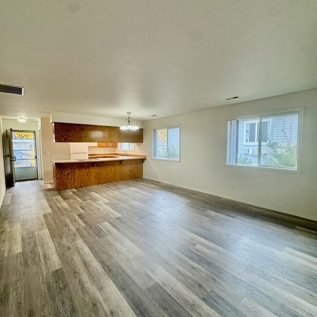 Foto del edificio - 522 W Summit Ave