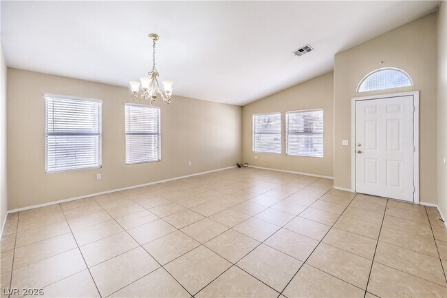 Foto del edificio - 5497 Lonesome Biker Ln