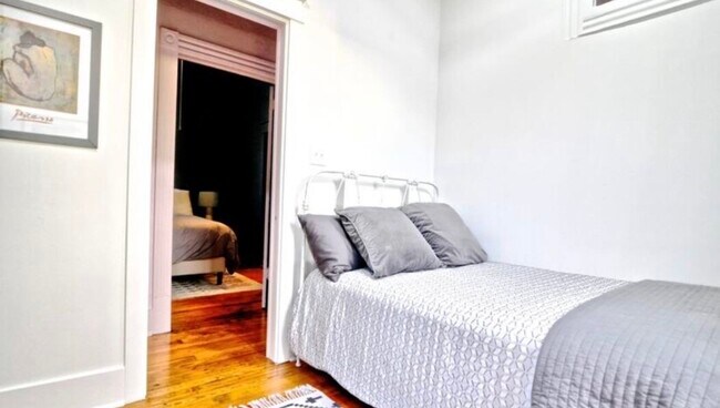 Foto del edificio - 3617 Ave Q 1/2