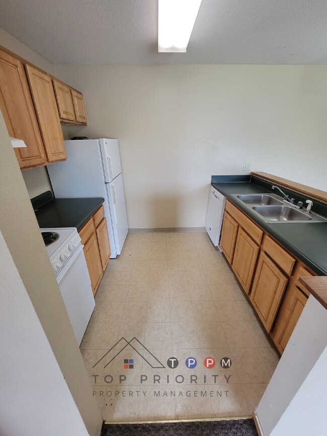Foto del edificio - ** SPRING MOVE IN SPECIAL ** 2 Bedroom | 1...