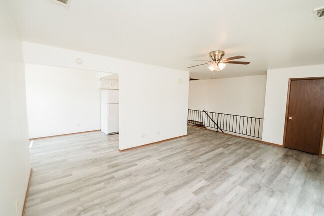 Building Photo - 3320 Randolph Pl