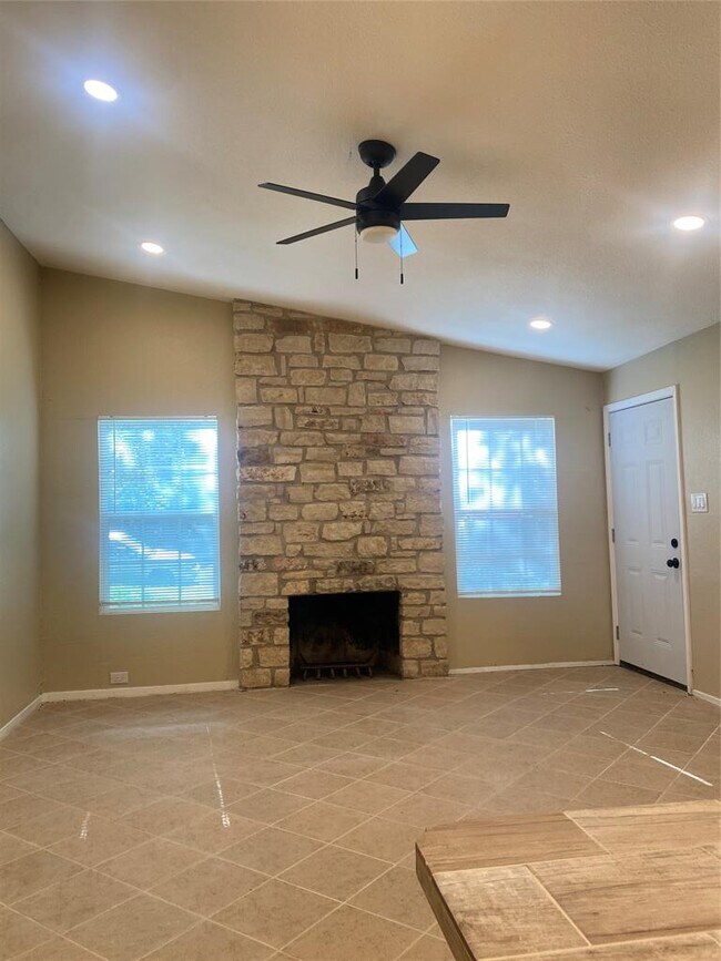 Foto del edificio - 10307 Burmaster Ln
