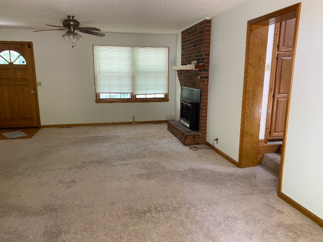 Foto del edificio - 73 Lofty Pine Ln