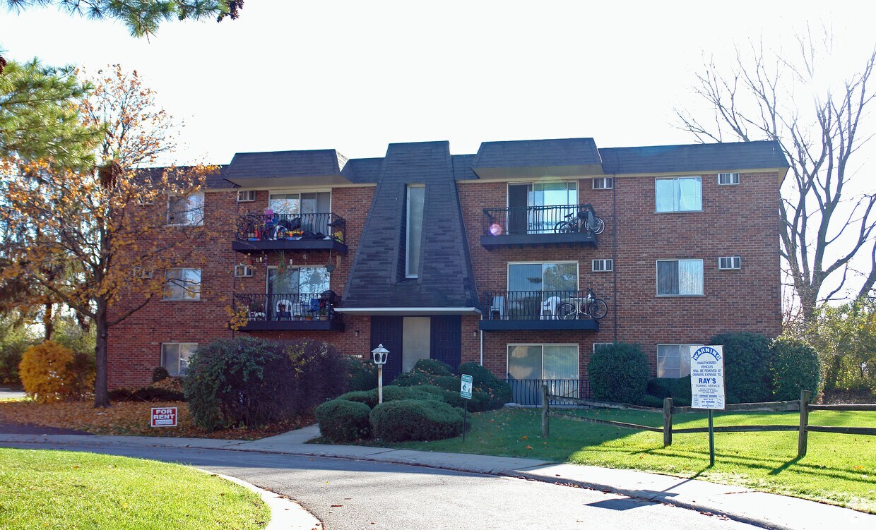 10S510 Echo Ln, Willowbrook, IL 60527 Apartments Willowbrook, IL