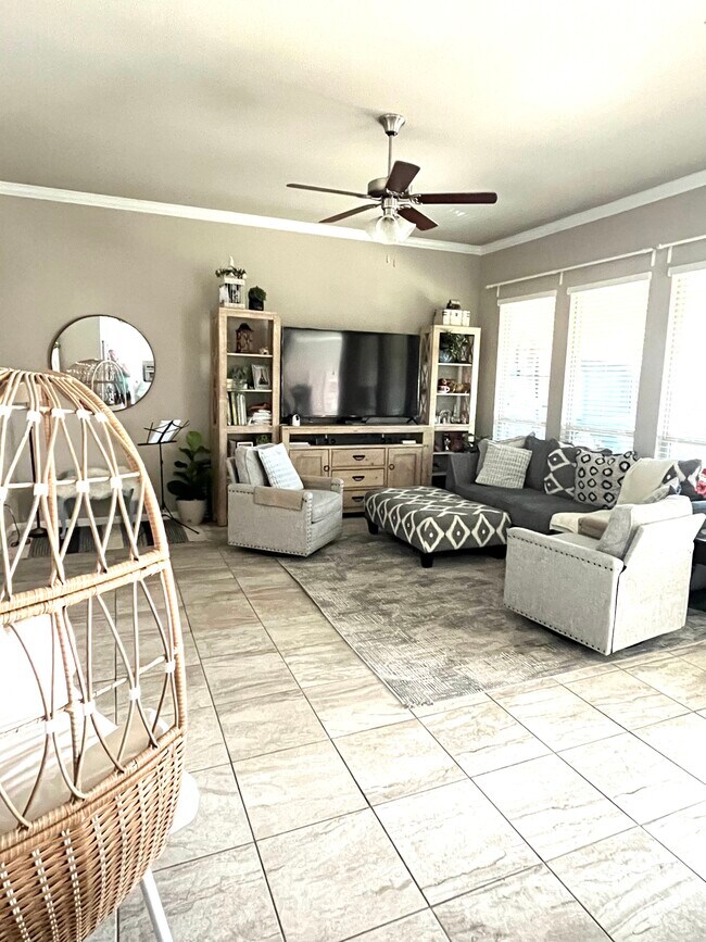 Building Photo - 7303 Abalone Wy