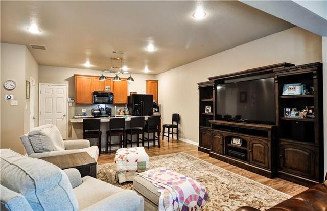 Foto del edificio - 5941 Lost Valley Dr