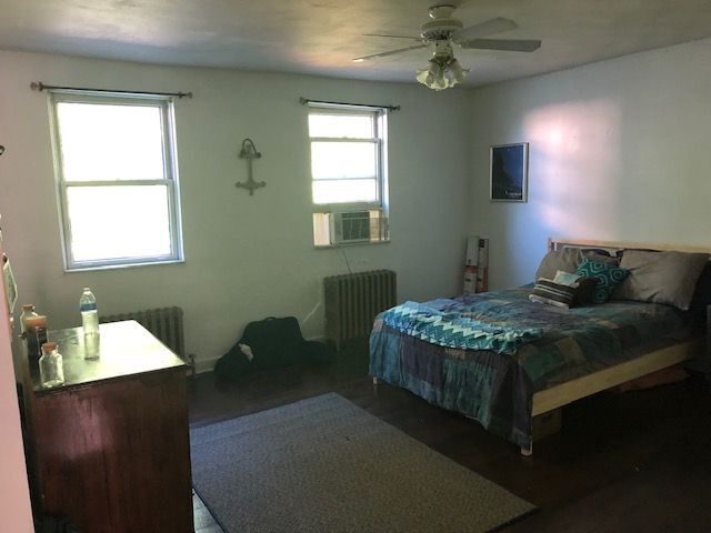 Dormitorio #1 - 1801 Sidney St