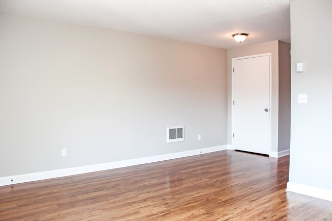 Interior Photo - Patton Square