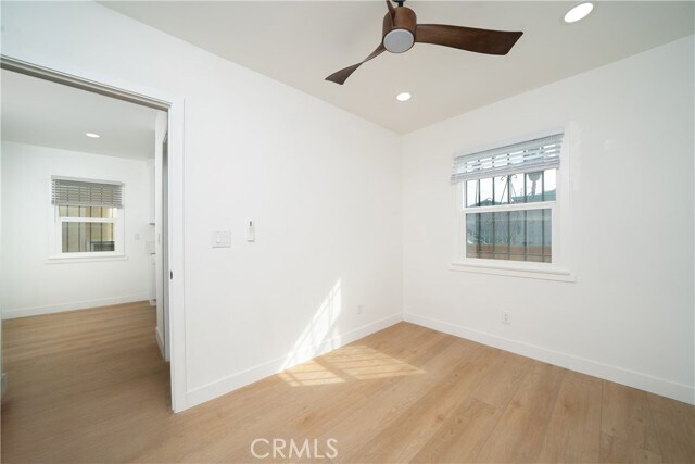 Foto del edificio - 1048 Cedar Ave