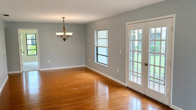Foto del edificio - 5001 Vivienda Way