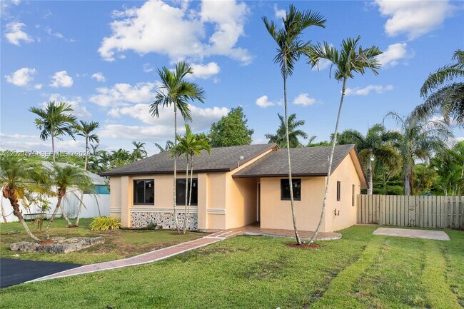 Foto del edificio - 12580 SW 248th Terrace