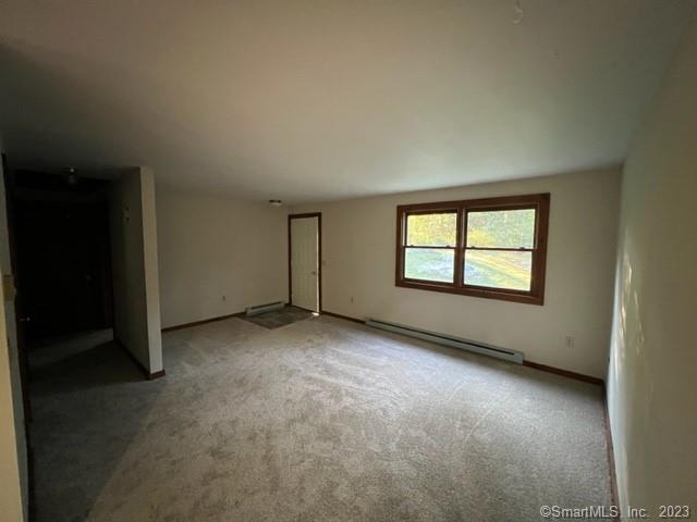 Building Photo - 121 -2 Quaker Farm Rd
