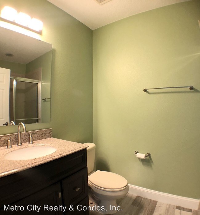 Building Photo - 3 br, 3 bath House - 1895 Britlyn Aly