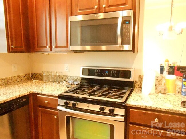 Foto del edificio - 115 Leyton Loop