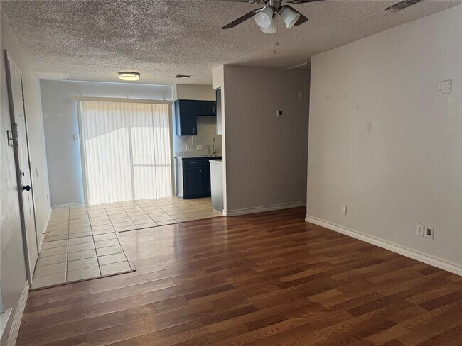 Foto del edificio - 10622 Golden Quail Dr