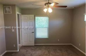 Foto del edificio - 4285 SW Walker St