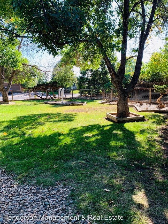 Building Photo - 2 br, 1 bath House - 3841 Boulder Dr
