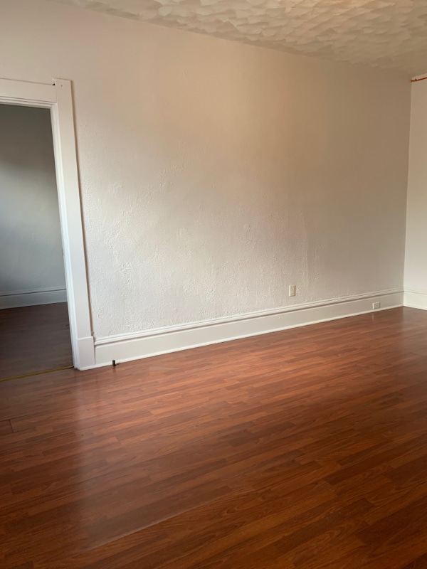 Foto del edificio - 101 S McDonald St