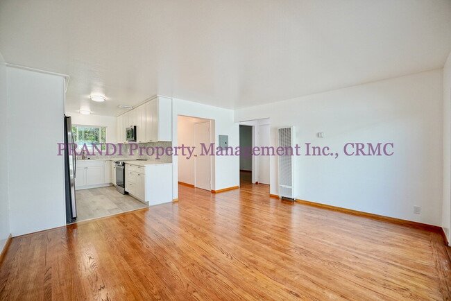 Building Photo - Quality 2Br Condo in Ideal Corte Madera Lo...