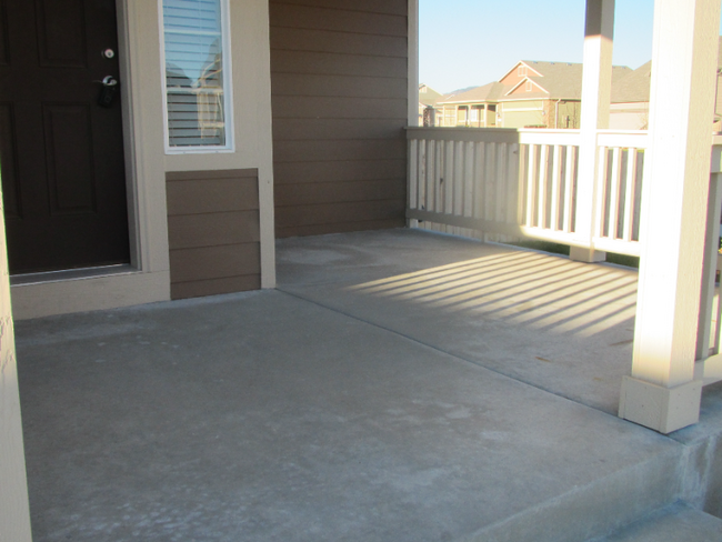 Foto del edificio - 427 Bow Creek Ln