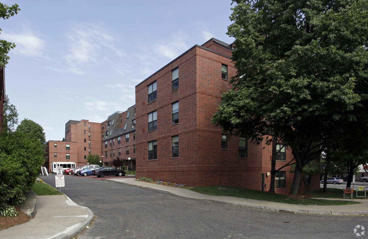 Building Photo - Aresenal Apartments