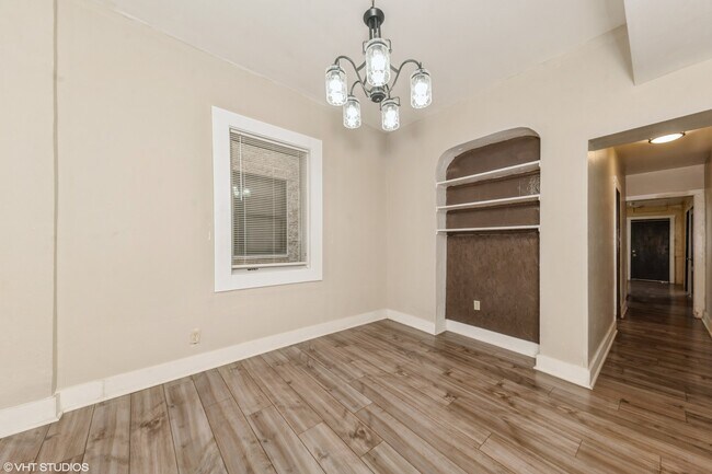 Foto del edificio - 6330 S Ellis Ave