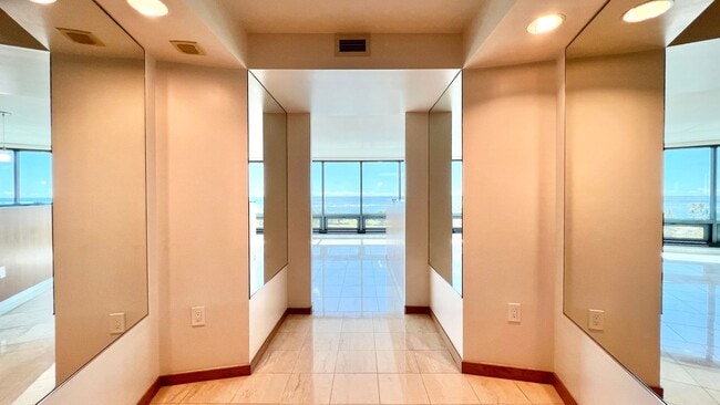 Building Photo - 2-BED/2-BATH AVAILABLE AT NAURU TOWER near Ala Moana!! (HONOLULU)