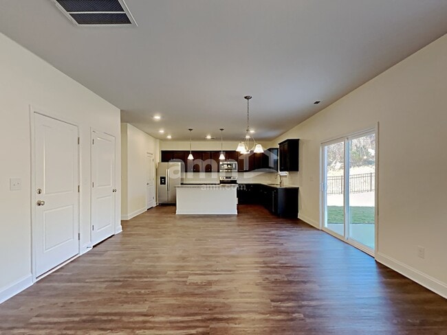 Building Photo - 1136 Bentley Pl