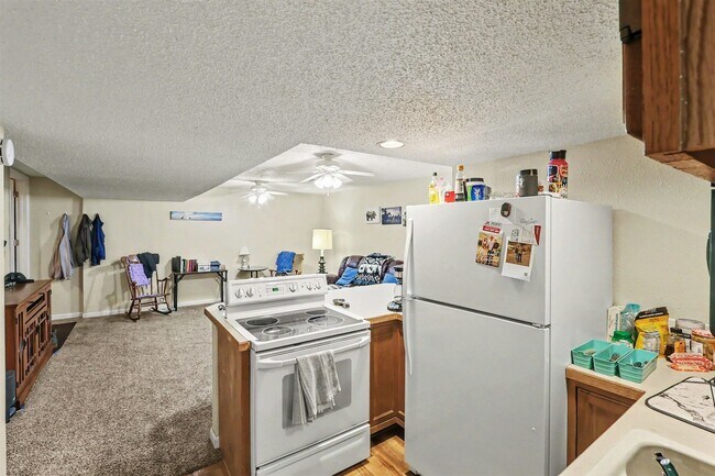 Foto del edificio - 2320 43rd Ave Ct