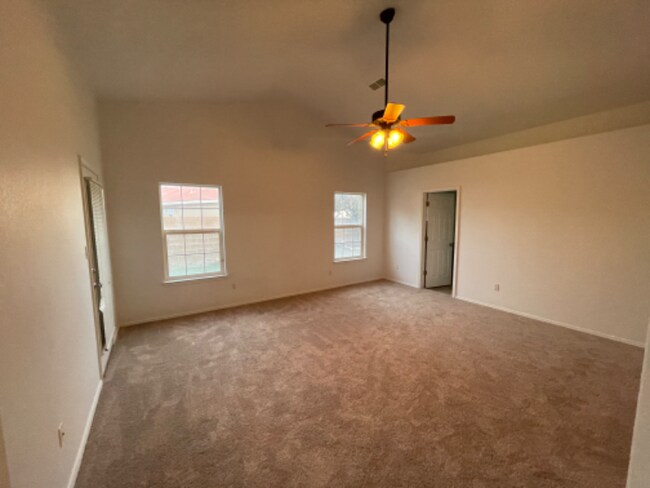 Building Photo - 4352 Snow Heights Cir SE