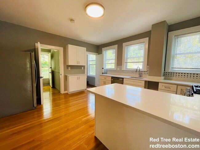 Foto del edificio - 187 Fellsway W