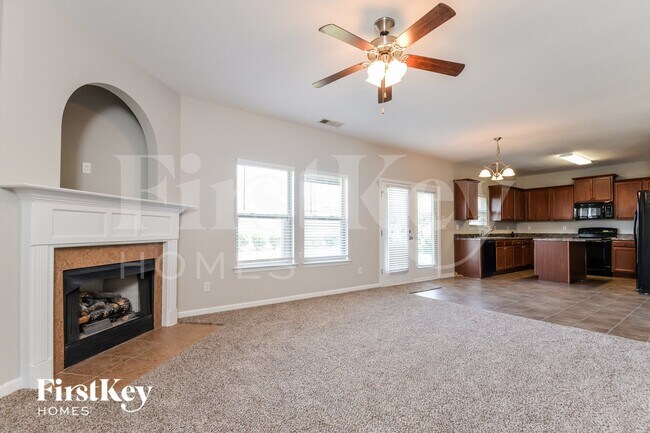 Foto del edificio - 2045 Kensington Ct