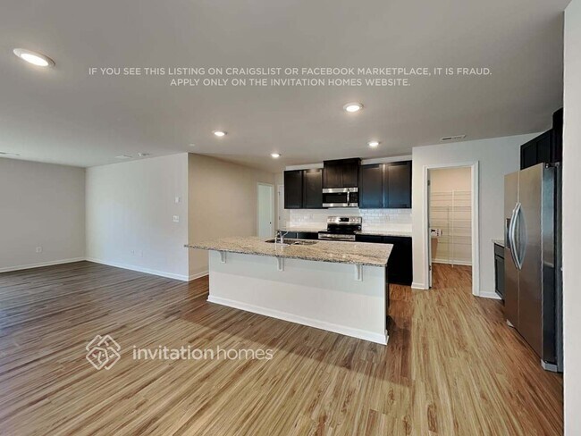 Foto del edificio - 5120 Spring Breeze Blvd