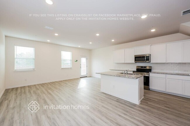 Building Photo - 6469 Blue Trl