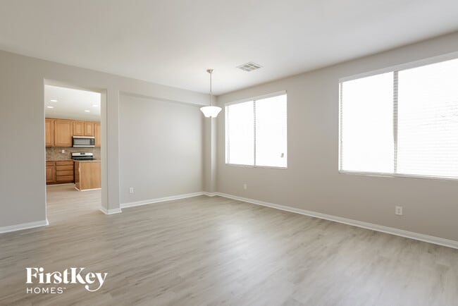 Foto del edificio - 9405 Highview Rock Ct