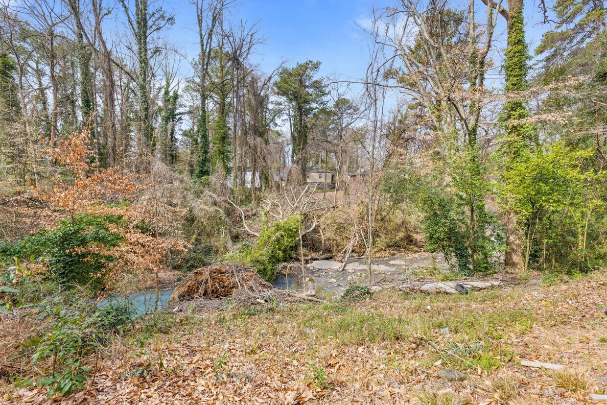 Building Photo - 2743 Harlan Dr