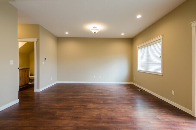 Foto del edificio - 4 Bedroom 2.5 Bath