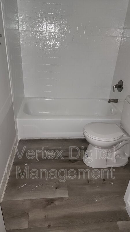 Building Photo - 4551 Narrow Lane Rd.