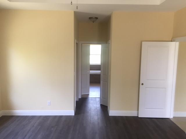 Foto del edificio - 4261 SW Walker St